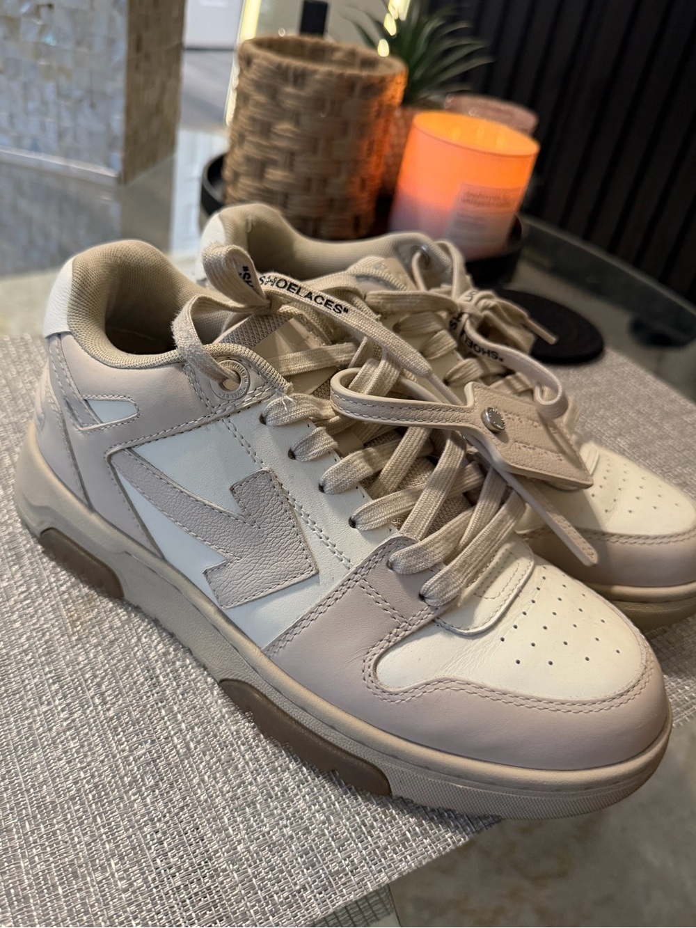 OFF-WHITE
White & Beige Out Of Office Sneakers - Picture 2 of 3
